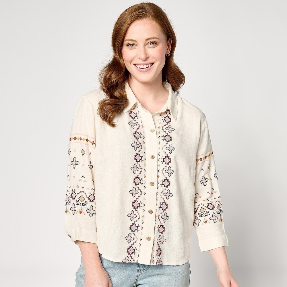 Canyon Retreat Oasis XS embroidered cropped button down linen blend women’s top